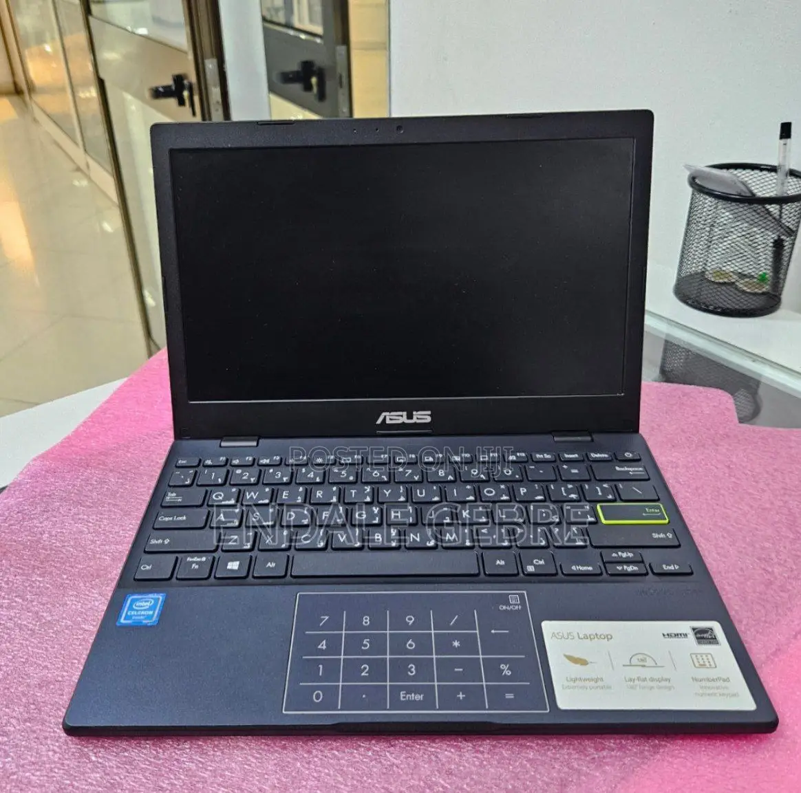 New Laptop Asus VivoBook 15 X505BA 4GB Intel Celeron SSD 256GB