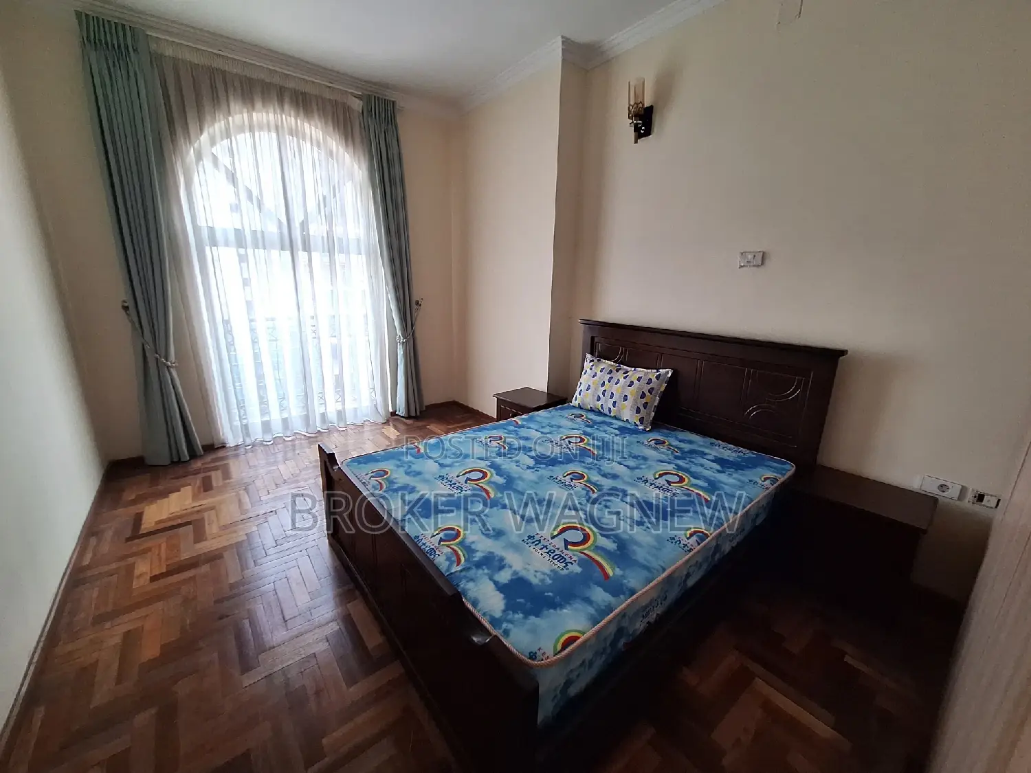 Furnished 4bdrm Apartment in Kirkos for rent