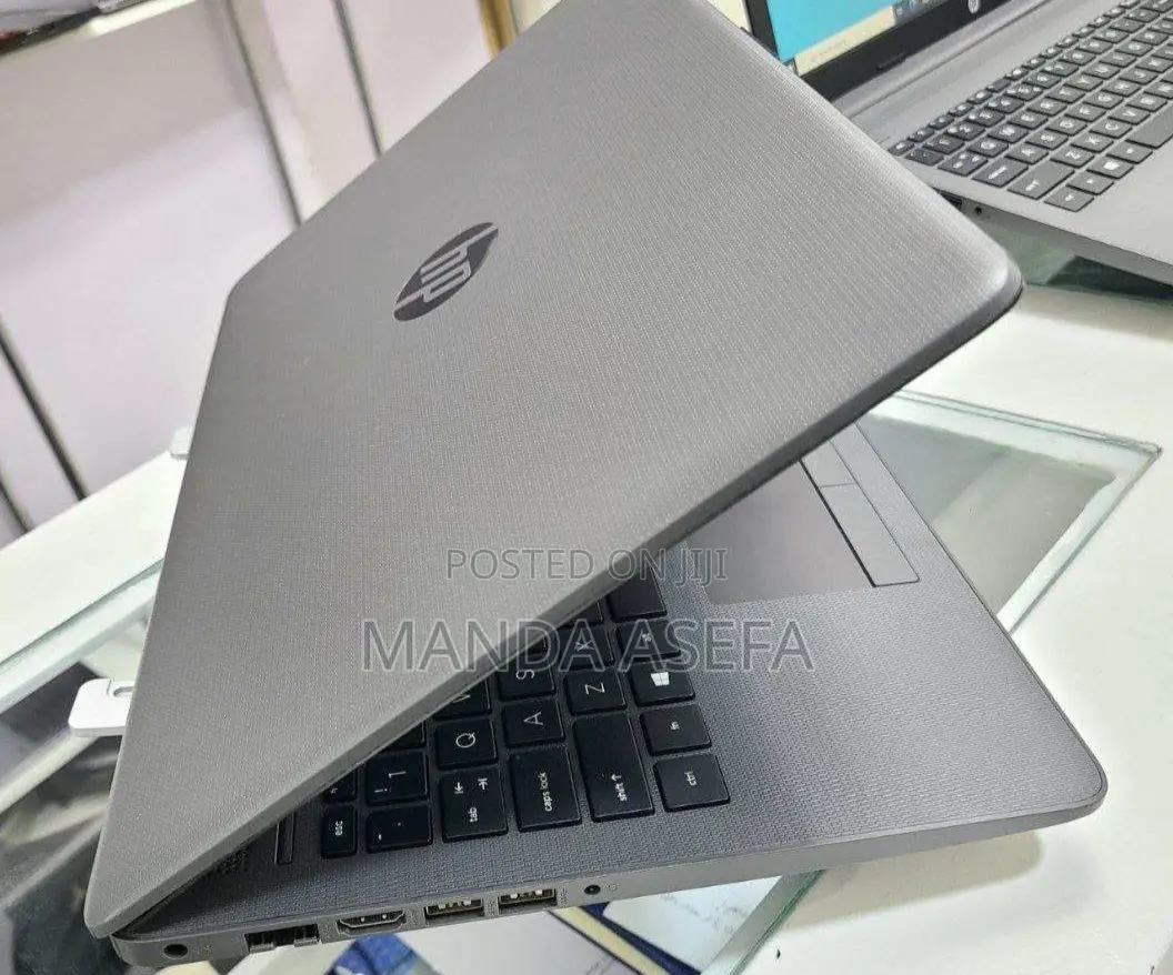 New Laptop HP Stream Notebook 8GB Intel Core I3 HDD 500GB