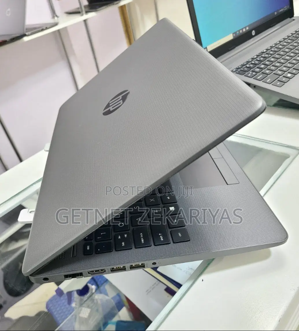 New Laptop HP Stream Notebook 8GB Intel Core I3 HDD 500GB