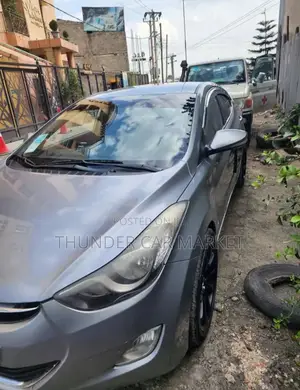 Hyundai Avante 2014 Silver