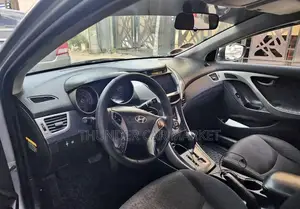 Hyundai Avante 2014 Silver