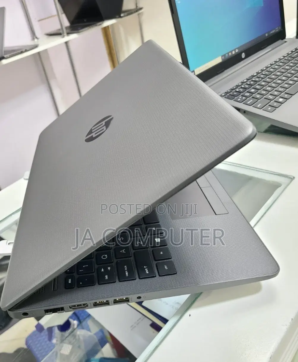 New Laptop HP 250 G7 8GB Intel Core I3 HDD 500GB