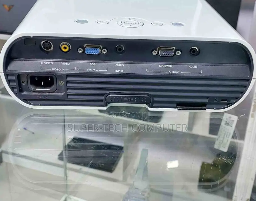 Sony VPL Es7 Projector
