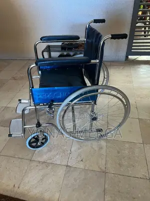 Photo - Standard Adult Wheelchair想wheelchair區wheelchair分wheelchair