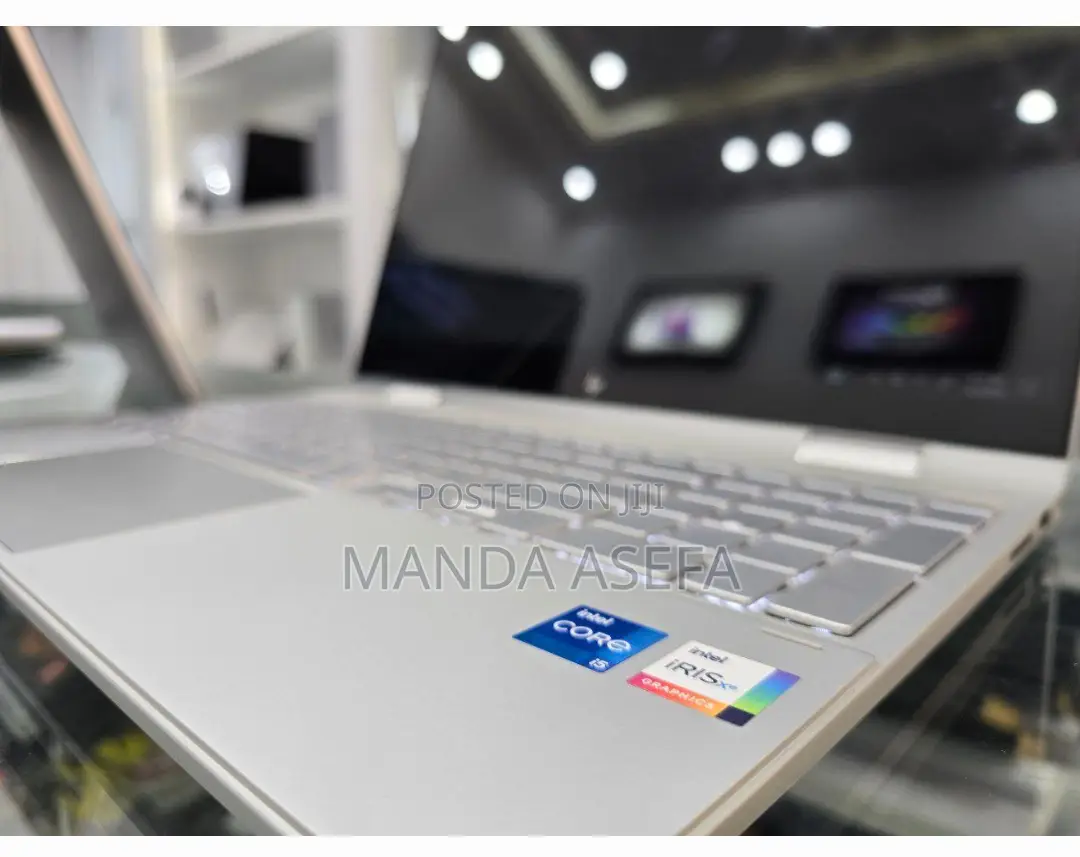 New Laptop HP Envy X360 8GB Intel Core I5 SSD 512GB