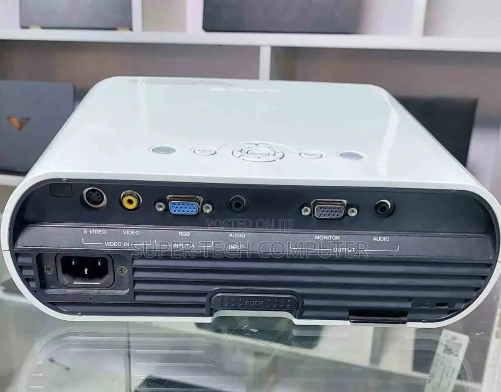 Sony VPL ES7 Projector for Sell