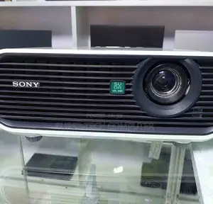 Sony VPL ES7 Projector for Sell