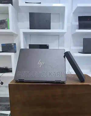 Photo - New Laptop HP Spectra 13 16GB Intel Core I7 SSD 1T