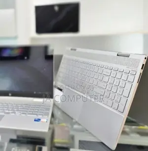 New Laptop HP Envy 15 8GB Intel Core I5 SSD 512GB