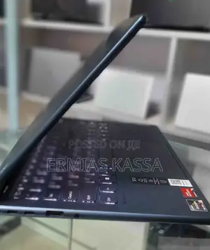 New Laptop Lenovo Yoga 910 16GB AMD Ryzen 5 SSD 512GB