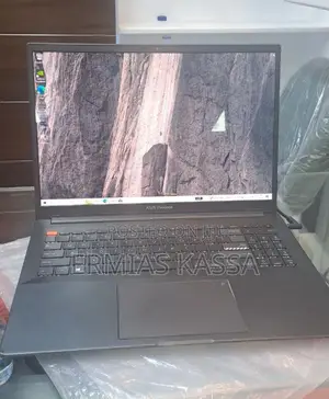 New Laptop Asus VivoBook Pro 17 N705UQ 16GB Intel Core I9 SSD 1T