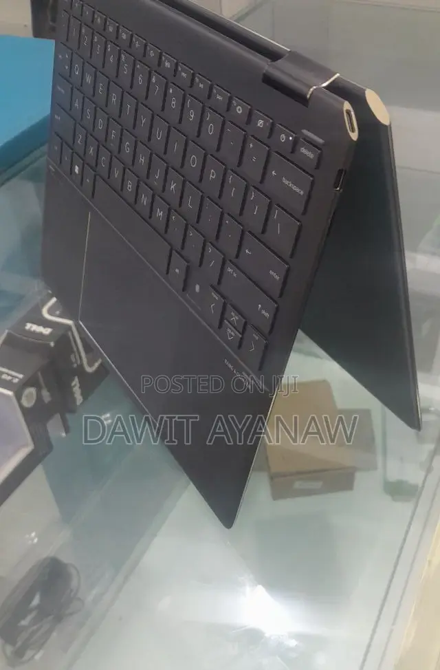 New Laptop HP Spectre 13 16GB Intel Core I7 SSD 512GB