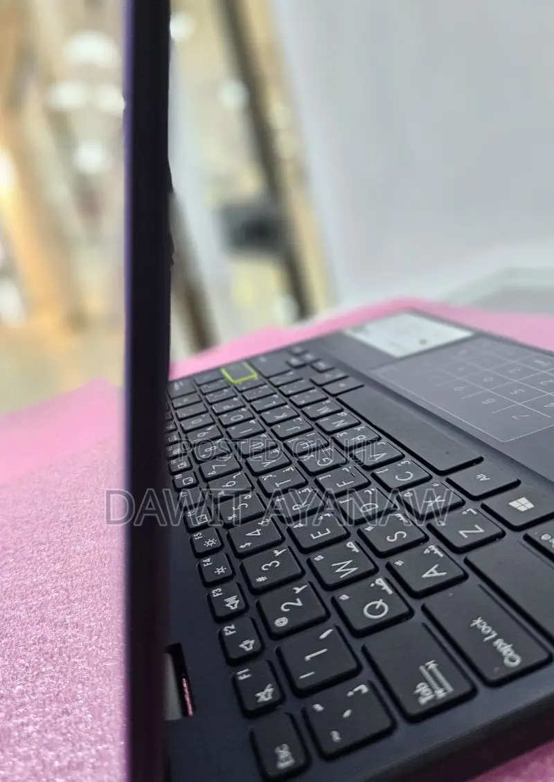 New Laptop Asus 4GB Intel Core 2 Quad SSD 256GB