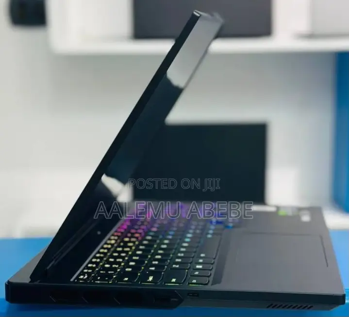 New Laptop Lenovo Legion 7 32GB Intel Core I9 SSD 1T