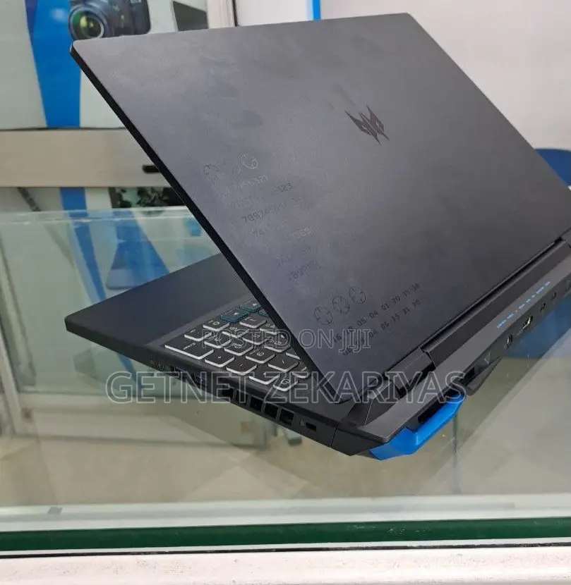 New Laptop Acer Predator Helios 300 16GB Intel Core I9 SSD 1T