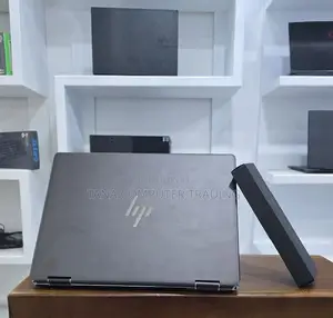 Photo - New Laptop HP Spectre 16GB Intel Core I7 SSD 1T