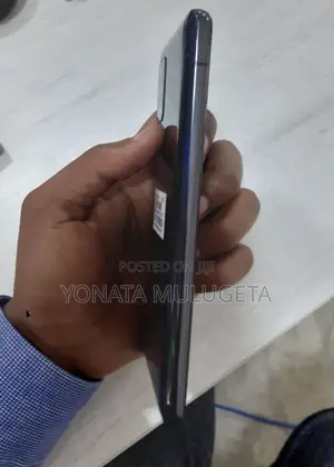 New Samsung Galaxy A51 5G 128 GB Black