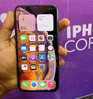 Photo - Apple iPhone XS Max 64 GB Black