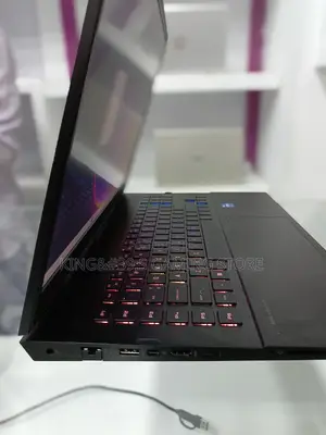 New Laptop HP Omen 17 16GB Intel Core I7 SSD 1T