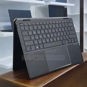 Photo - New Laptop HP Spectre 16GB Intel Core I7 SSD 1T