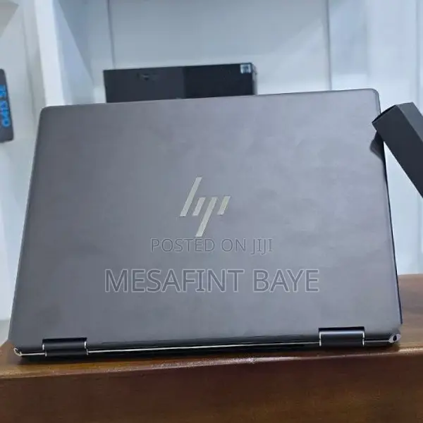 New Laptop HP Spectre 16GB Intel Core I7 SSD 1T