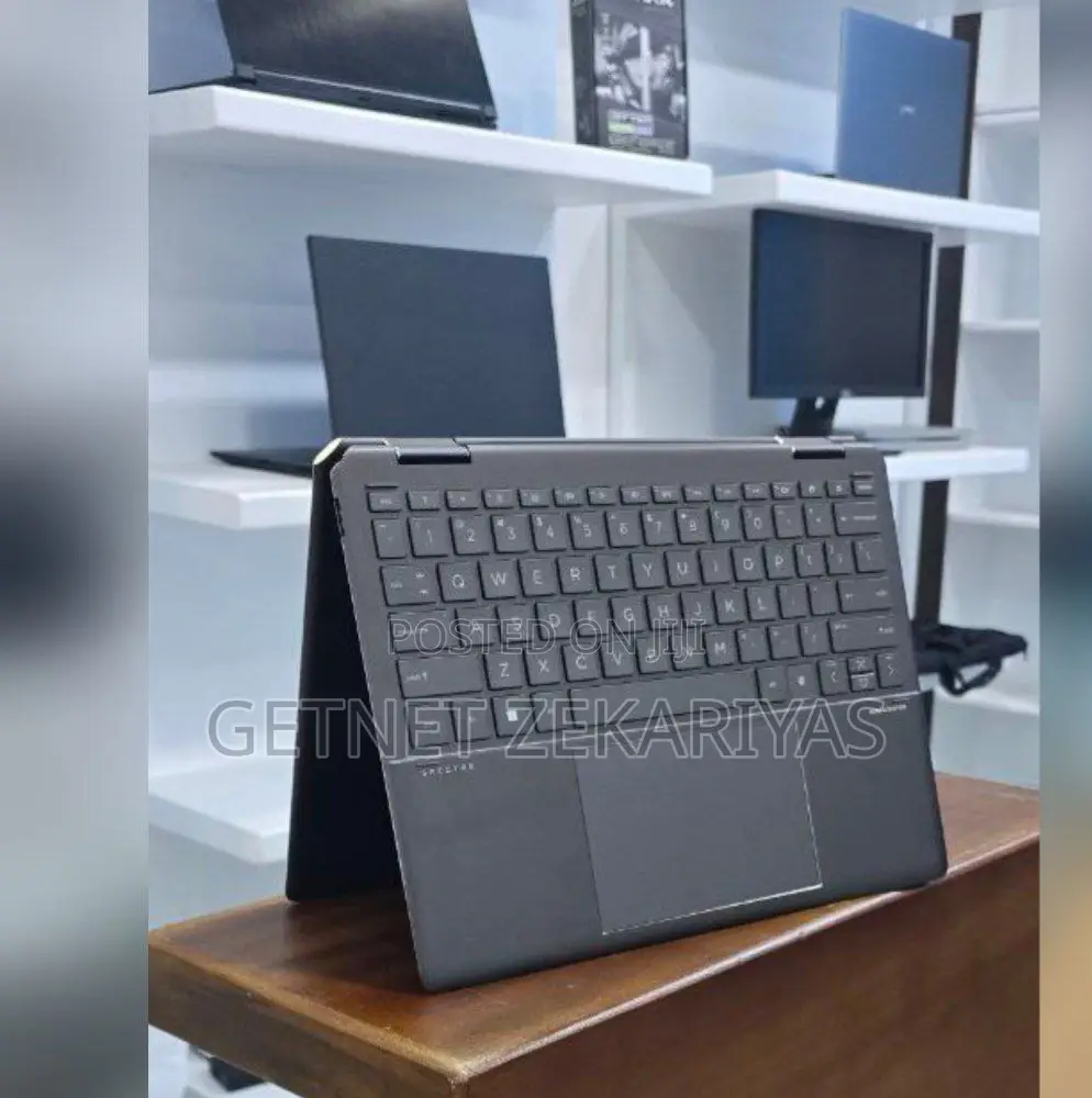 New Laptop HP Spectre 16GB Intel Core I7 SSD 1T