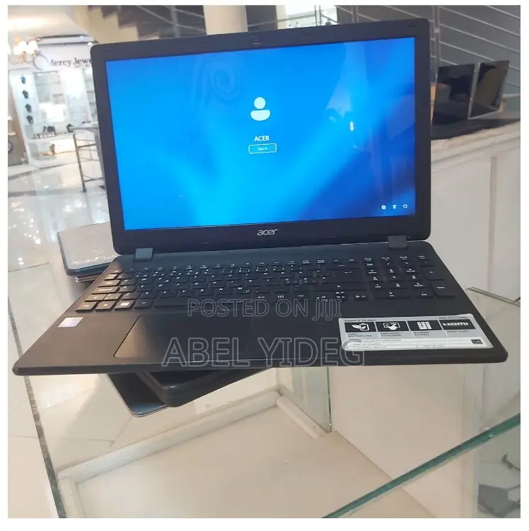 New Laptop Acer Aspire E1-771g 8GB Intel Celeron HDD 1T