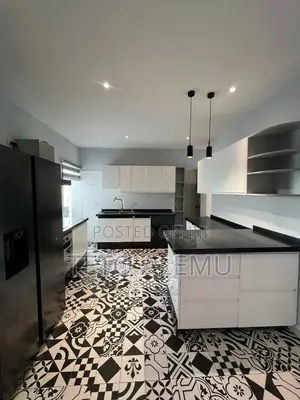 Furnished 3bdrm Apartment in የሚሸጥ አፓርትመንት ቦሌ, Bole for sale