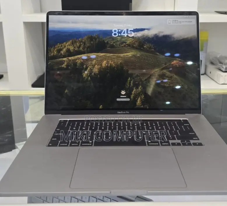 New Laptop Apple MacBook Pro 2019 32GB Intel Core I9 SSD 1T