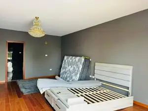 Photo - 5bdrm House in Bole for rent