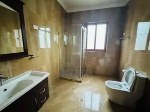 5bdrm House in Bole for rent