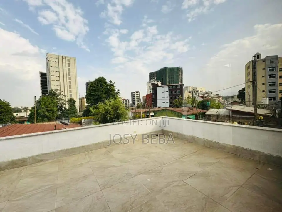 5bdrm House in Bole for rent