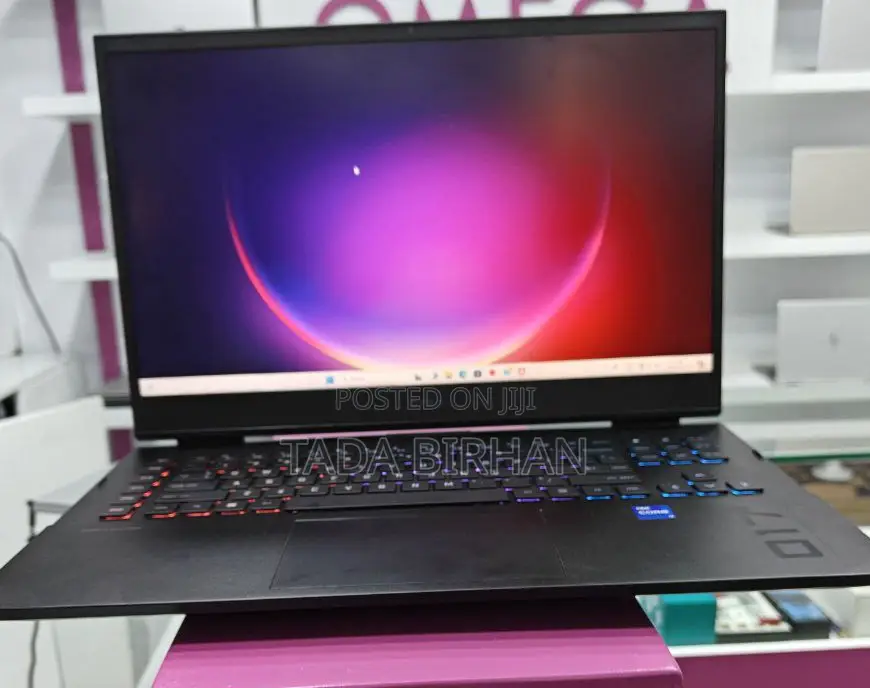New Laptop HP Omen 17t 16GB Intel Core I7 SSD 1T