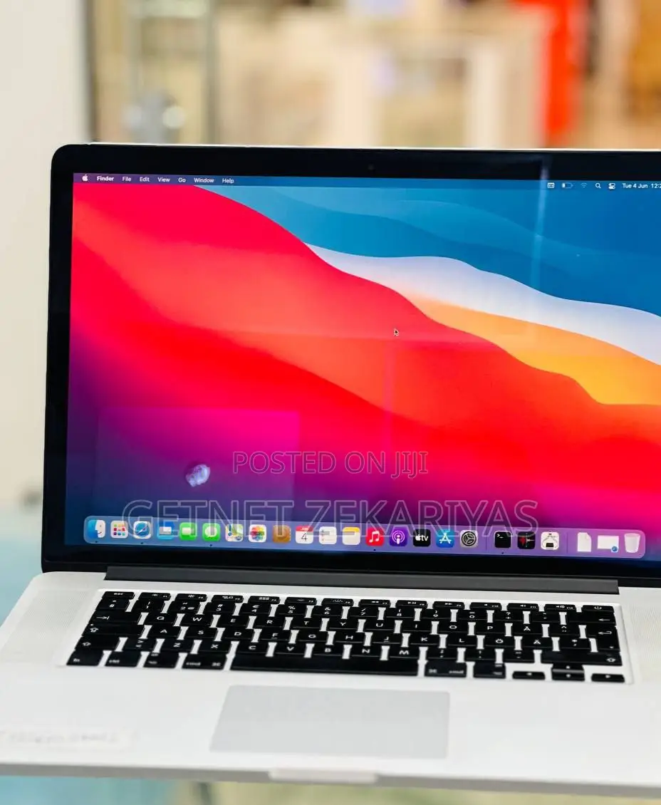 New Laptop Apple MacBook Pro 2014 16GB Intel Core I7 SSD 256GB