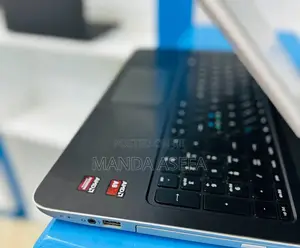 New Laptop HP Pavilion 15 8GB AMD A8 HDD 1T