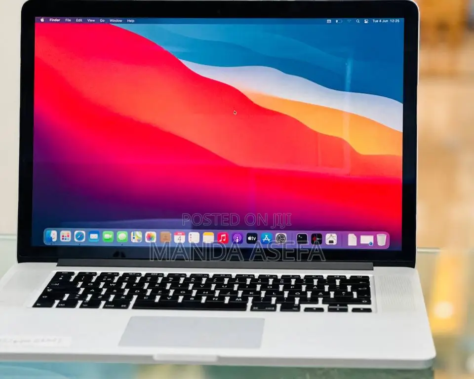 New Laptop Apple MacBook 16GB Intel Core I7 SSD 256GB