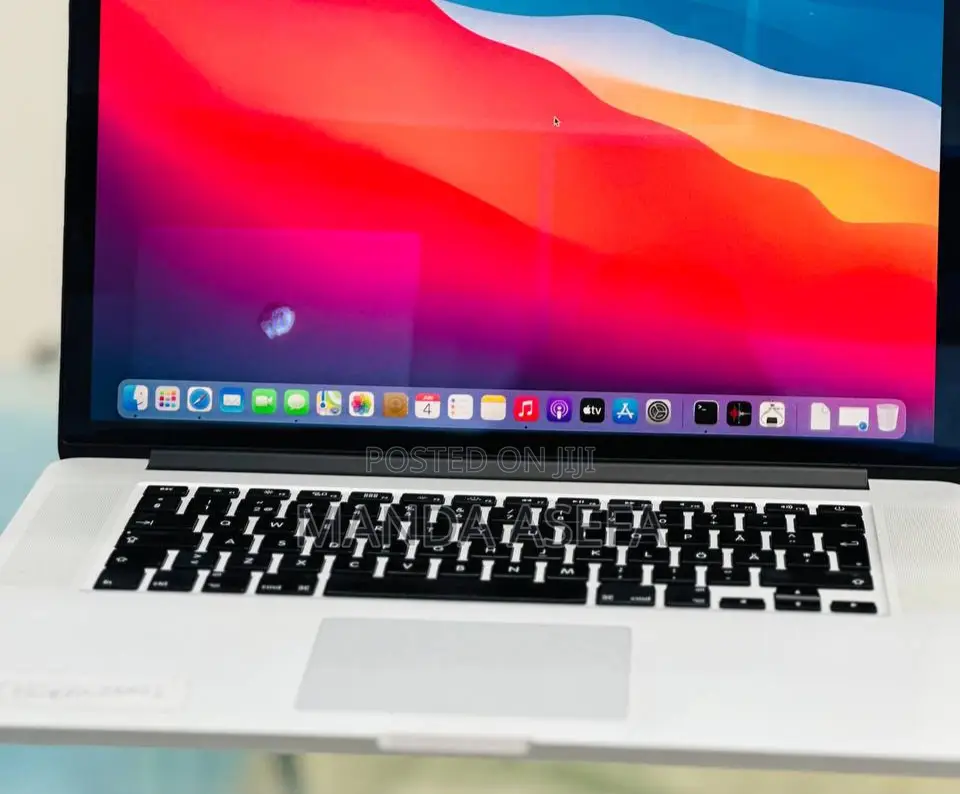New Laptop Apple MacBook 16GB Intel Core I7 SSD 256GB