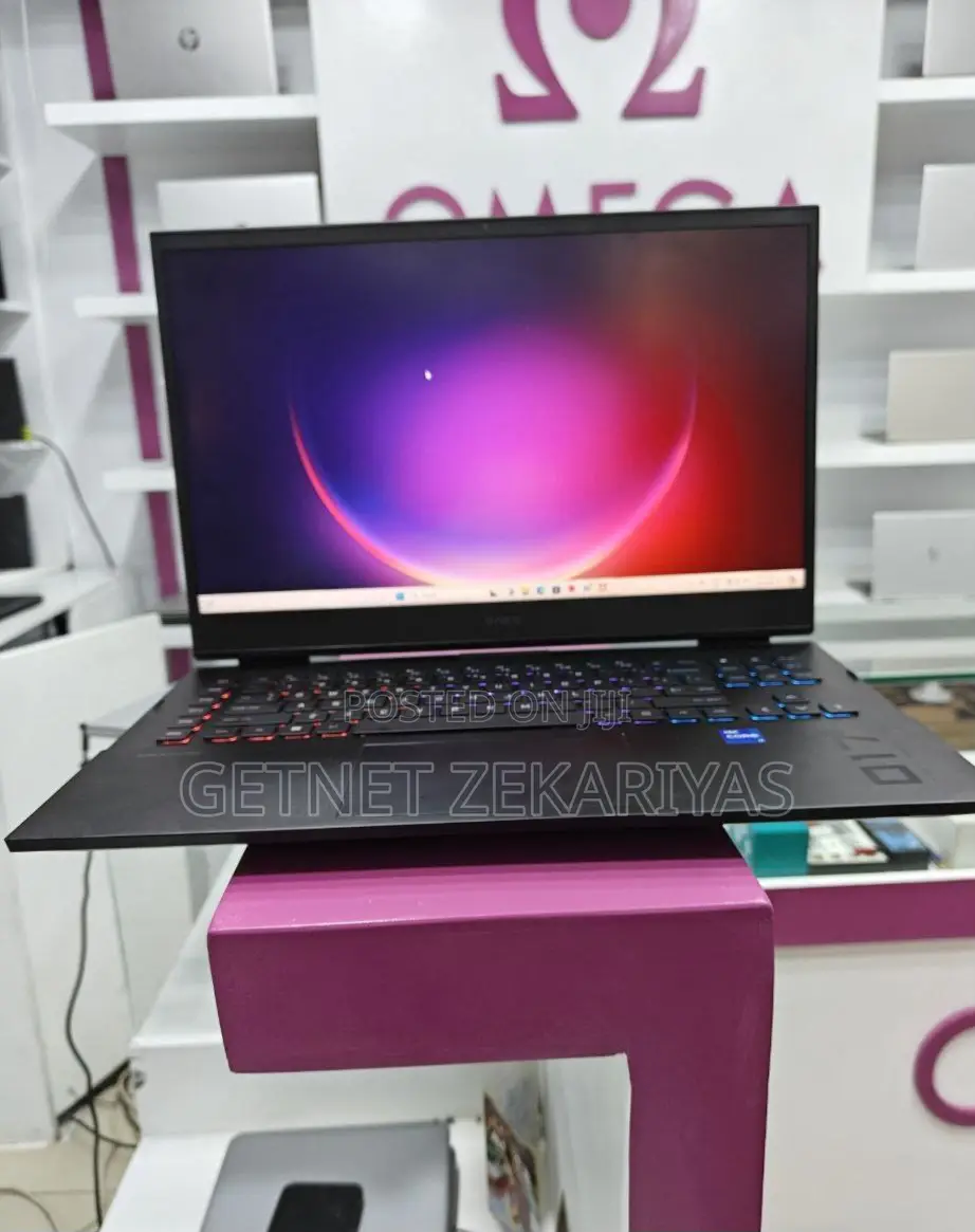 New Laptop HP Omen 17 16GB Intel Core I7 SSD 1T