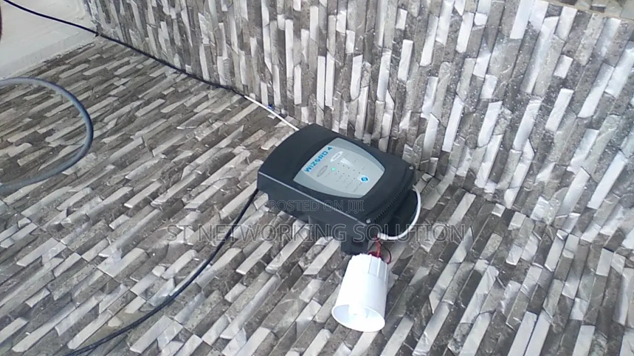 አደገኛ አጥረ CCTV Security Camera