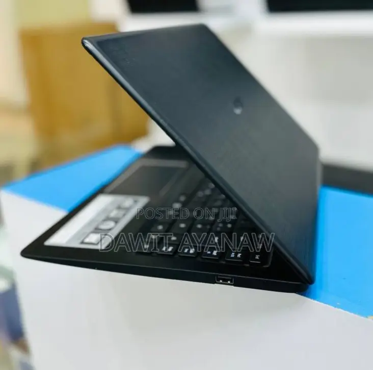 New Laptop Acer 4GB Intel Core 2 Duo SSD 60GB