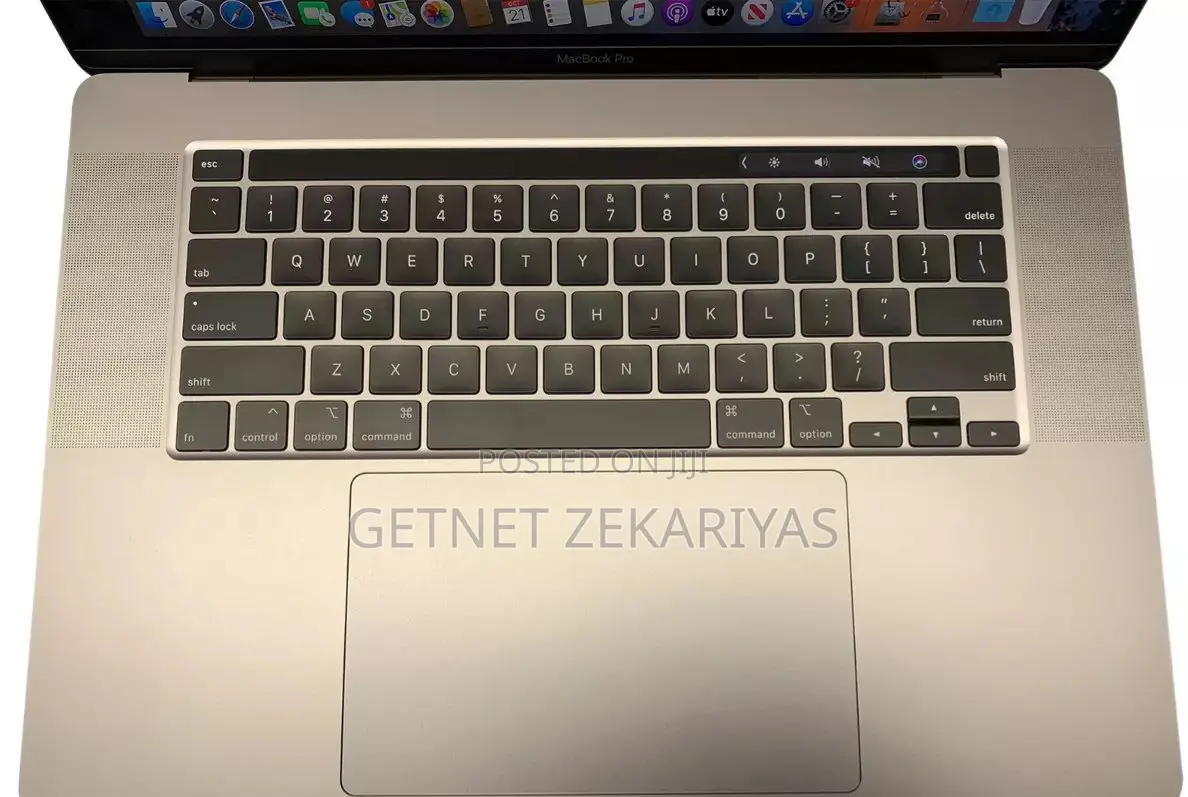 New Laptop Apple MacBook Pro 2018 32GB Intel Core I7 SSD 1T