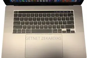 New Laptop Apple MacBook Pro 2018 32GB Intel Core I7 SSD 1T