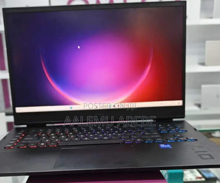 New Laptop HP Omen 17 16GB Intel Core I7 SSD 1T