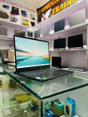 Photo - New Laptop Lenovo 16GB Intel Core I5 SSD 1T