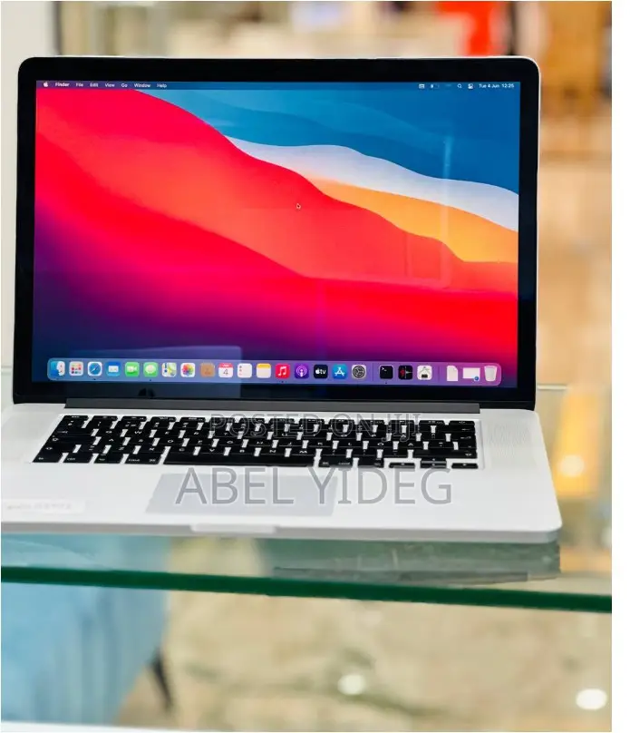 New Laptop Apple MacBook Pro 2014 16GB Intel Core I7 SSD 256GB