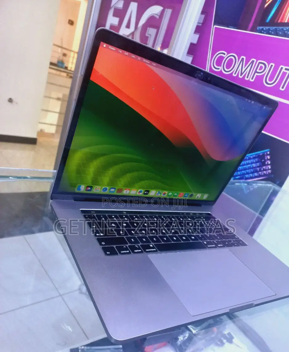 New Laptop Apple MacBook Pro 2019 16GB Intel Core I9 SSD 1T