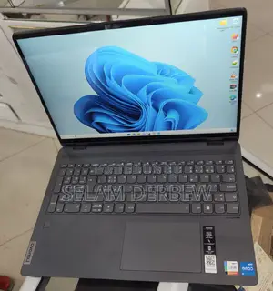 Photo - New Laptop Lenovo Flex 5 8GB Intel Core I5 SSD 512GB
