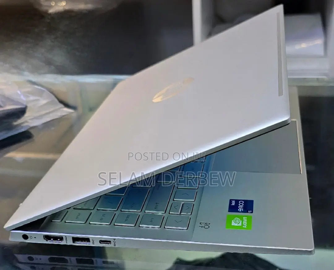 New Laptop HP Pavilion 15 16GB Intel Core I7 SSD 512GB