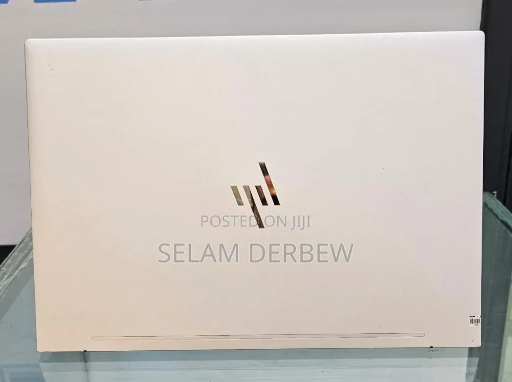 New Laptop HP Envy 13 8GB Intel Core I5 SSD 512GB